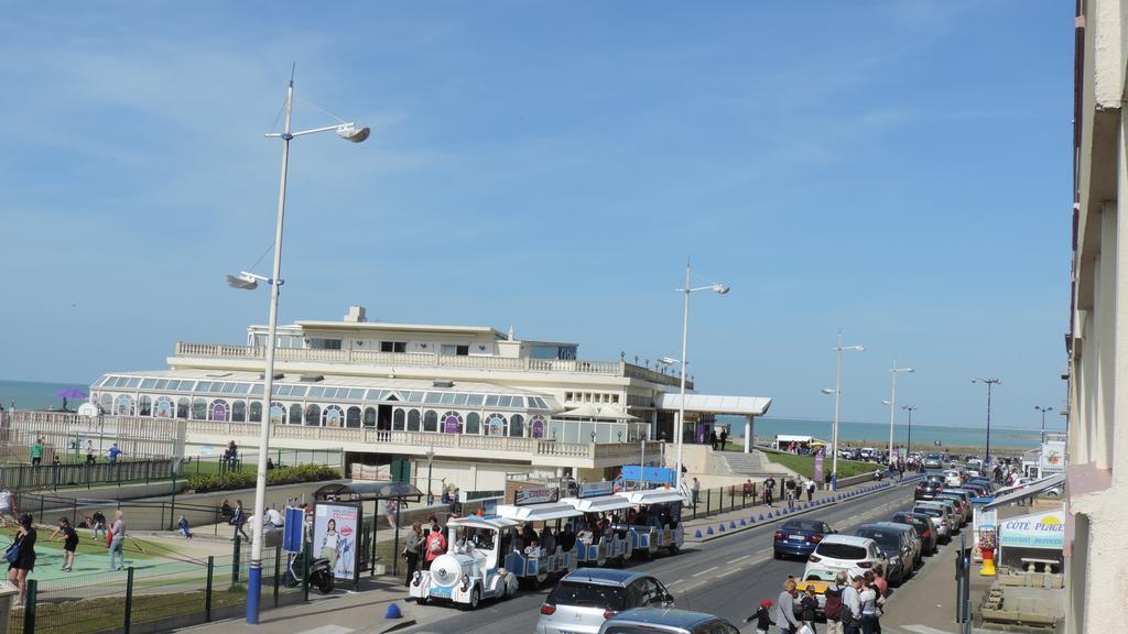 ESPLANADE FRONT DE MER 109 1er Etage Lit fait wifi Parking Le Tréport Exterior foto